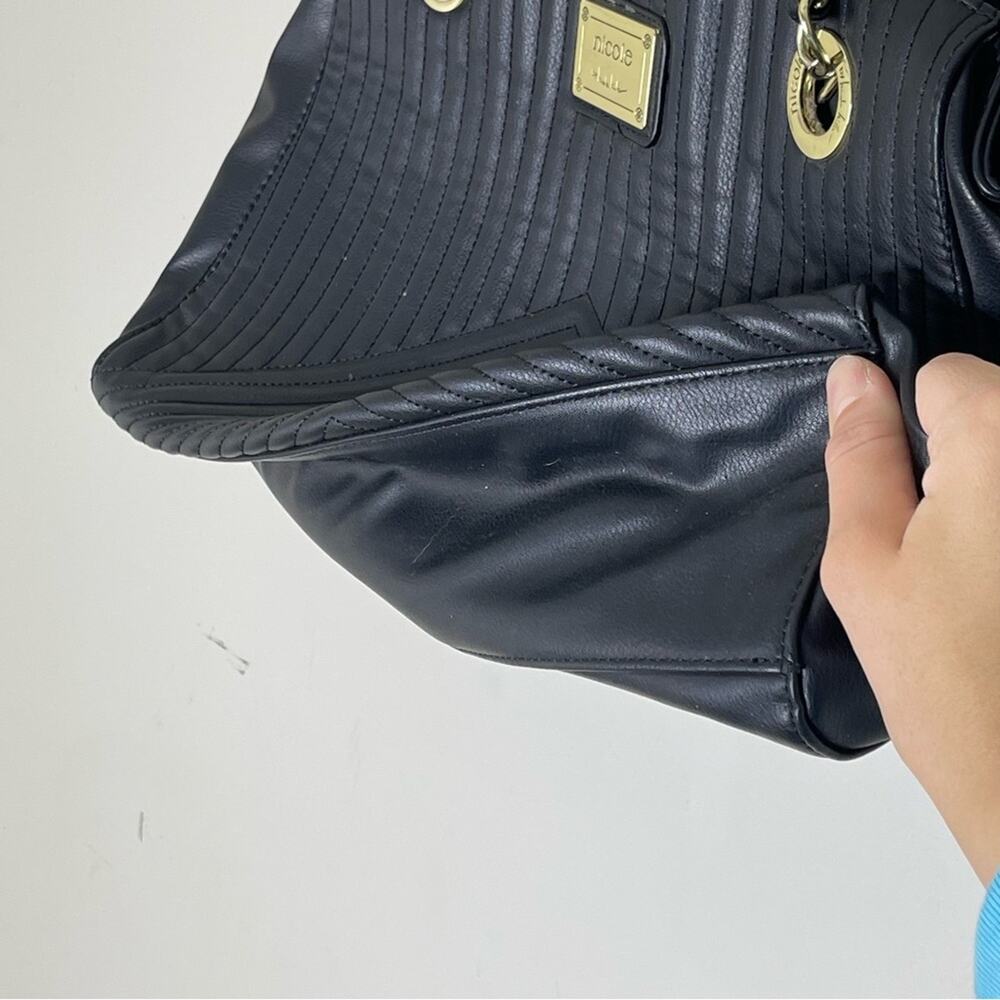 NOT AVAILABLE - Picture 5 of 9